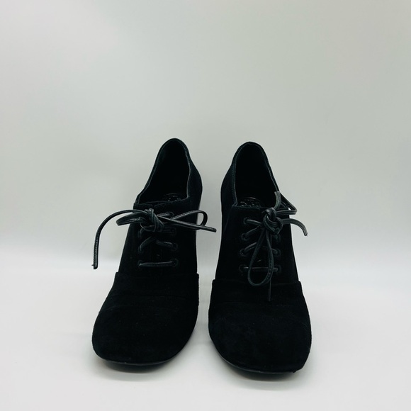 TORY BURCH WOMENS BLACK SUEDE LACE UP HEELS SIZE 9.5M - Picture 5 of 13